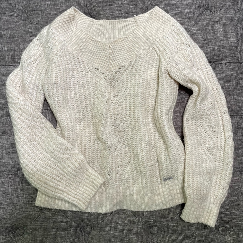 Abercrombie & Fitch Soft Cream Cable Knit Fisherman’s Boat V Neck Sweater XS
